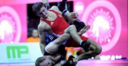 Харьковский студент стал бронзовым призером турнира по вольной борьбе в Польше