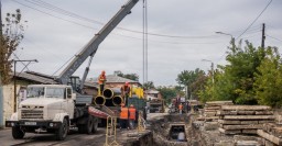 На улице Военной ремонтируют тепломагистраль