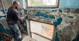 В Харькове отремонтировали 740 подъездов