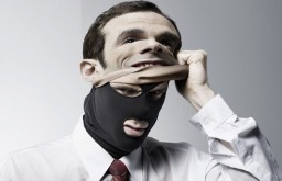 Аферисты под видом налоговиков &laquo;трусили&raquo; предпринимателей