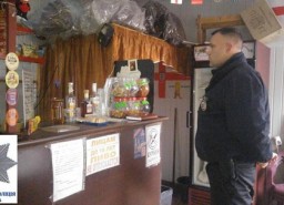 Полицейские обнаружили на ХТЗ незаконную &laquo;наливайку&raquo;