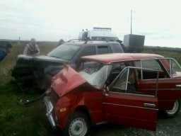 Появились фото смертельного ДТП под Харьковом, в котором пострадали шесть человек