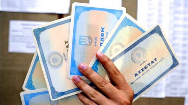 Дипломы частных украинских и зарубежных вузов не вызывают доверия у работодателей - рекрутер