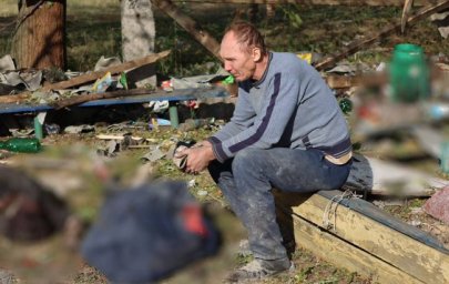 Люди зібрались пом'янути загиблого воїна: деталі про ракетний удар по селу Гроза