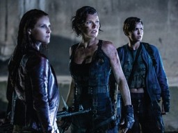 Кинопремьеры недели: Зло против Милы Йовович, учительская дуэль и еще два новых фильма