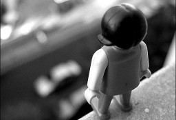 Праздник обернулся трагедией: харьковчанка покончила с собой 8 марта