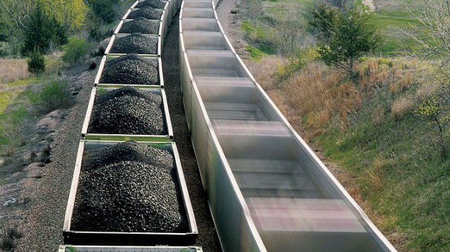 Блокада угля из зоны АТО закончится через 10 дней &ndash; политолог