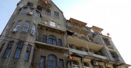 В центре Харькова ремонтируют фасады домов