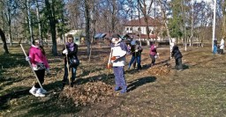 В Индустриальном районе прошла весенняя уборка территорий