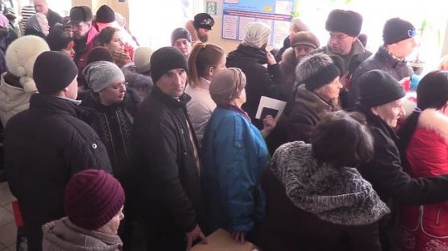 Рада исключила справку о постановке на учет переселенцев из документов о месте пребывания