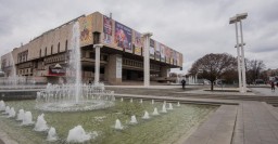 В Харькове начали работать фонтаны