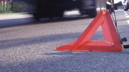 На трассе Киев-Харьков столкнулись Mercedes и Opel, есть жертвы (ФОТО)