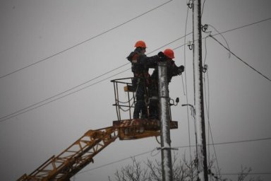  Ще в одне деокуповане село Дергачівської громади частково повернули світло 