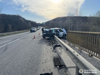 Смертельна ДТП у Харкові: загинув водій, 12-річний хлопчик у реанімації