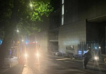 В Харькове горел новый ТРЦ: фото ЧП