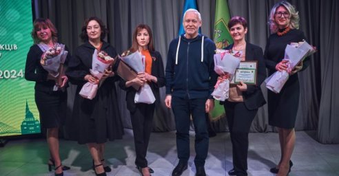 У Харкові нагородили переможців конкурсу &laquo;Учитель року - 2024&raquo;