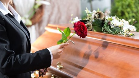 Виконком встановив розмір допомоги на поховання