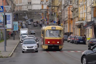 Транспорт на Салтовке будет работать с изменениями: часть трамваев и троллейбусов временно отменят
