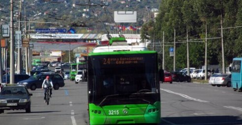 Тролейбуси №24 та 56 тимчасово змінять маршрути, а №57 - не курсуватиме.