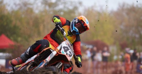 В Харькове состоялись соревнования по мотокроссу