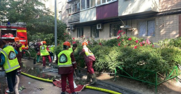 Харків ліквідує наслідки масованої атаки: 69 будинків пошкоджено