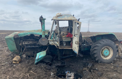 На території Донецької громади на вибуховому предметі підірвався тракторист: поліція розслідує обставини події