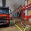 Пожежа охопила 10 тисяч квадратних метрів: російський дрон влучив у складські приміщення видавництва в Харкові
