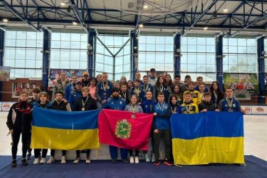 Спортсмени Харківщини вибороли золоті нагороди на чемпіонаті України з шорт-треку